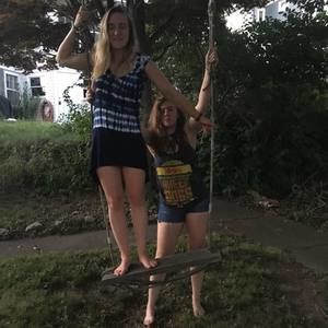 Meet your Posher, Brittany